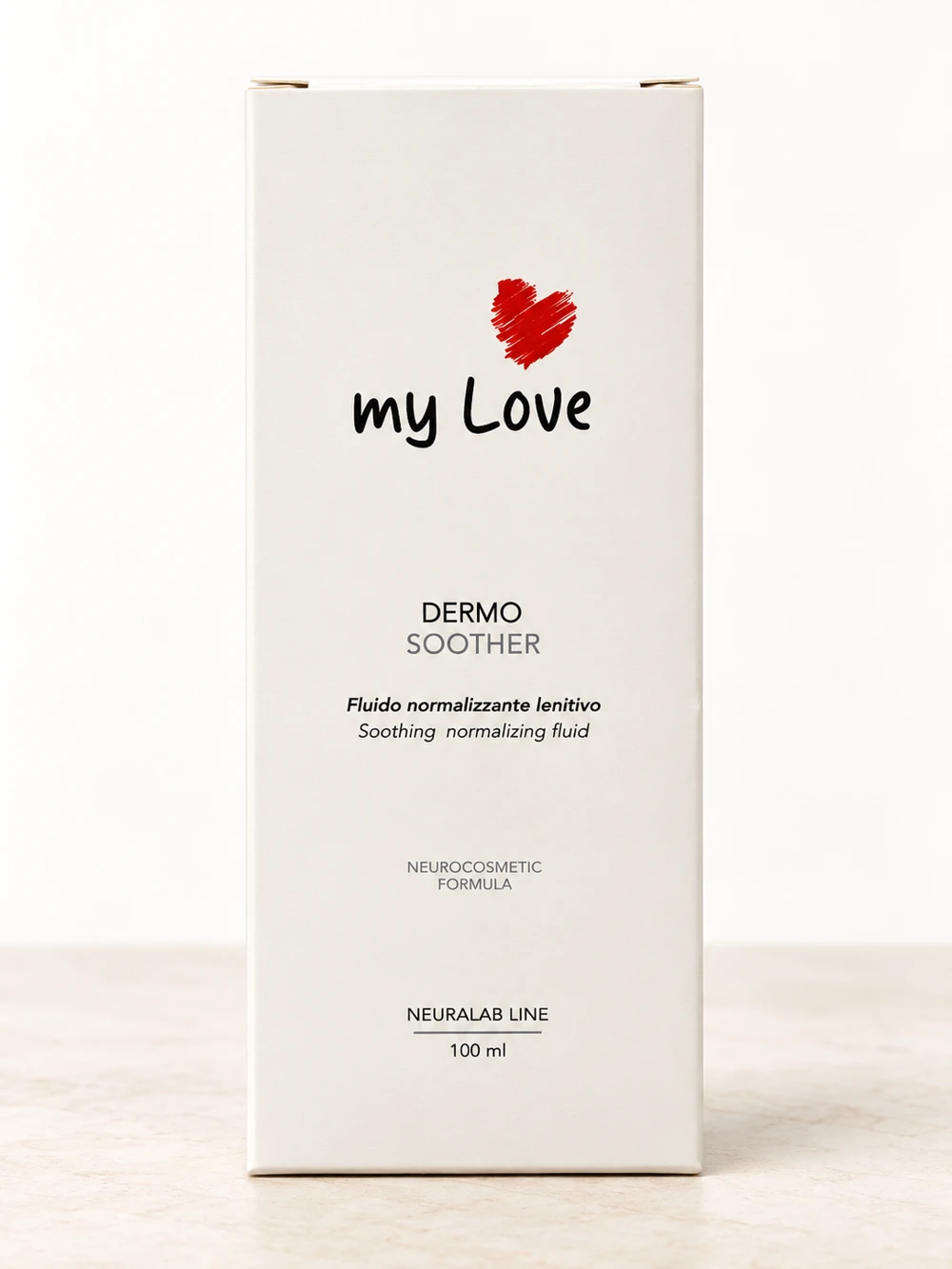 Dermo Soother myLove, confezione originale su sfondo chiaro